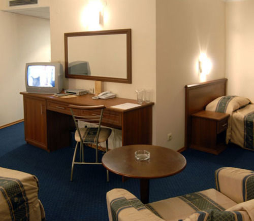 Hotel Luxor ブルガス エクステリア 写真